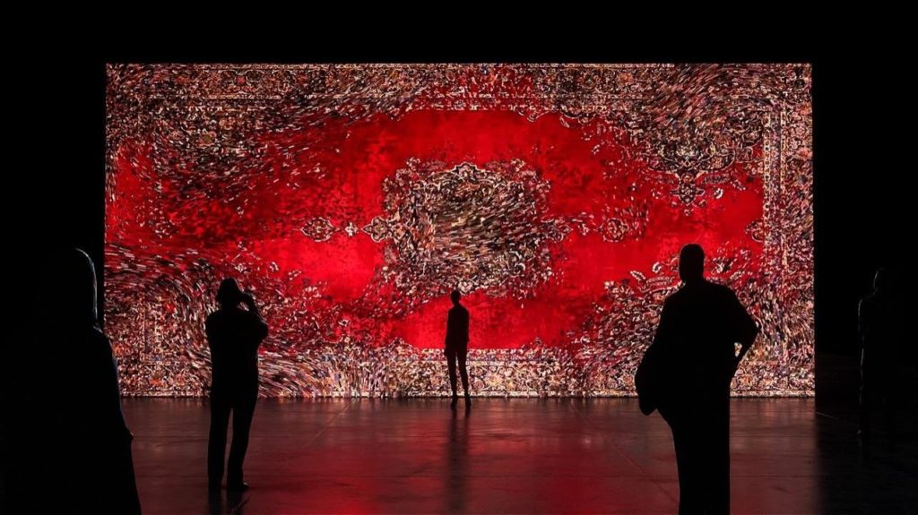 Робопса «призвали» охранять границу, в Нью-Йорке показали нейроковры и другие новости из мира ИИ