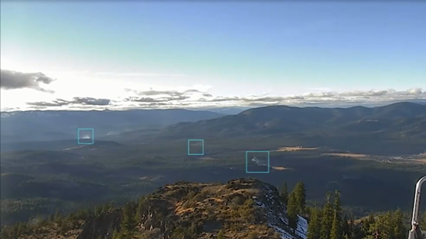 Роботизация привела к снижению зарплат, нейросеть нашла потерявшегося человека и другие новости из мира ИИ