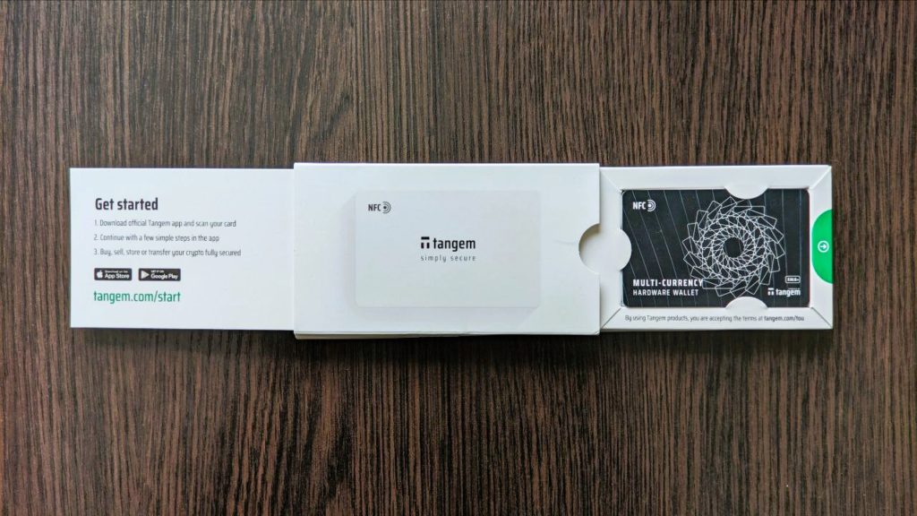 Как безопасно хранить криптовалюту без seed-фразы: обзор аппаратного кошелька Tangem Wallet