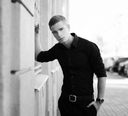 Coinference в Санкт-Петербурге: блокчейн, искусство и шампанское