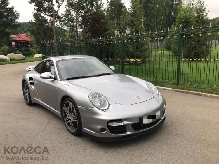 Житель Казахстана хочет обменять спорткар Porsche на майнинговую ферму