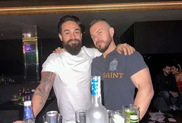 2_PAY-Newsflash-HorrorBulgariaSewer-02