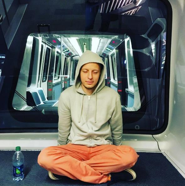 Андрей Замовский