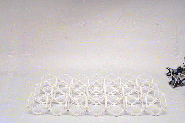 Исследователи MIT показали умных самоконструируемых роботов