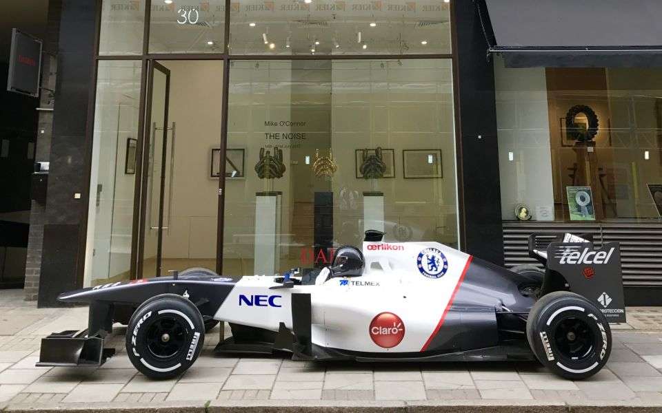 Миллионер из Китая купил четыре суперкара «Формулы 1» за Litecoin