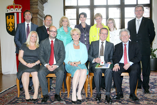 Гольф-клубы и отдых на Мальте: как семейная пара из Австрии совершила экзит-скам платформы My Crypto Trade