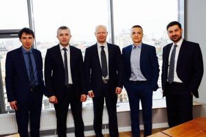 Bitfury поможет украинскому правительству внедрить блокчейн в госуправление